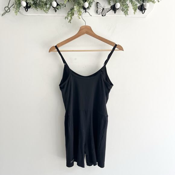 Athleta Skin Tight Romper Shorts/Spaghetti Straps Black Built In Bra Size Small - Picture 2 of 3